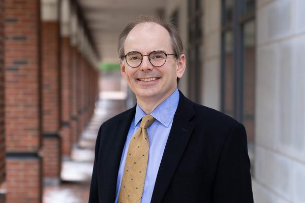 Headshot of Todd Hastings